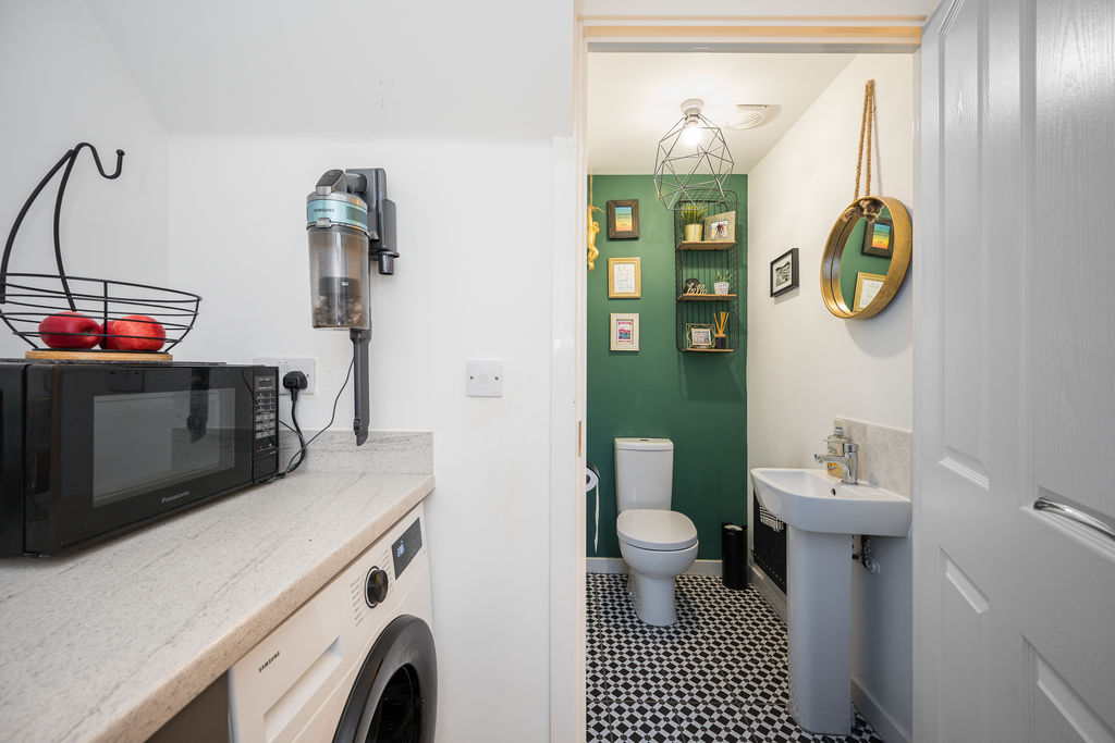 Utility / WC- click for photo gallery